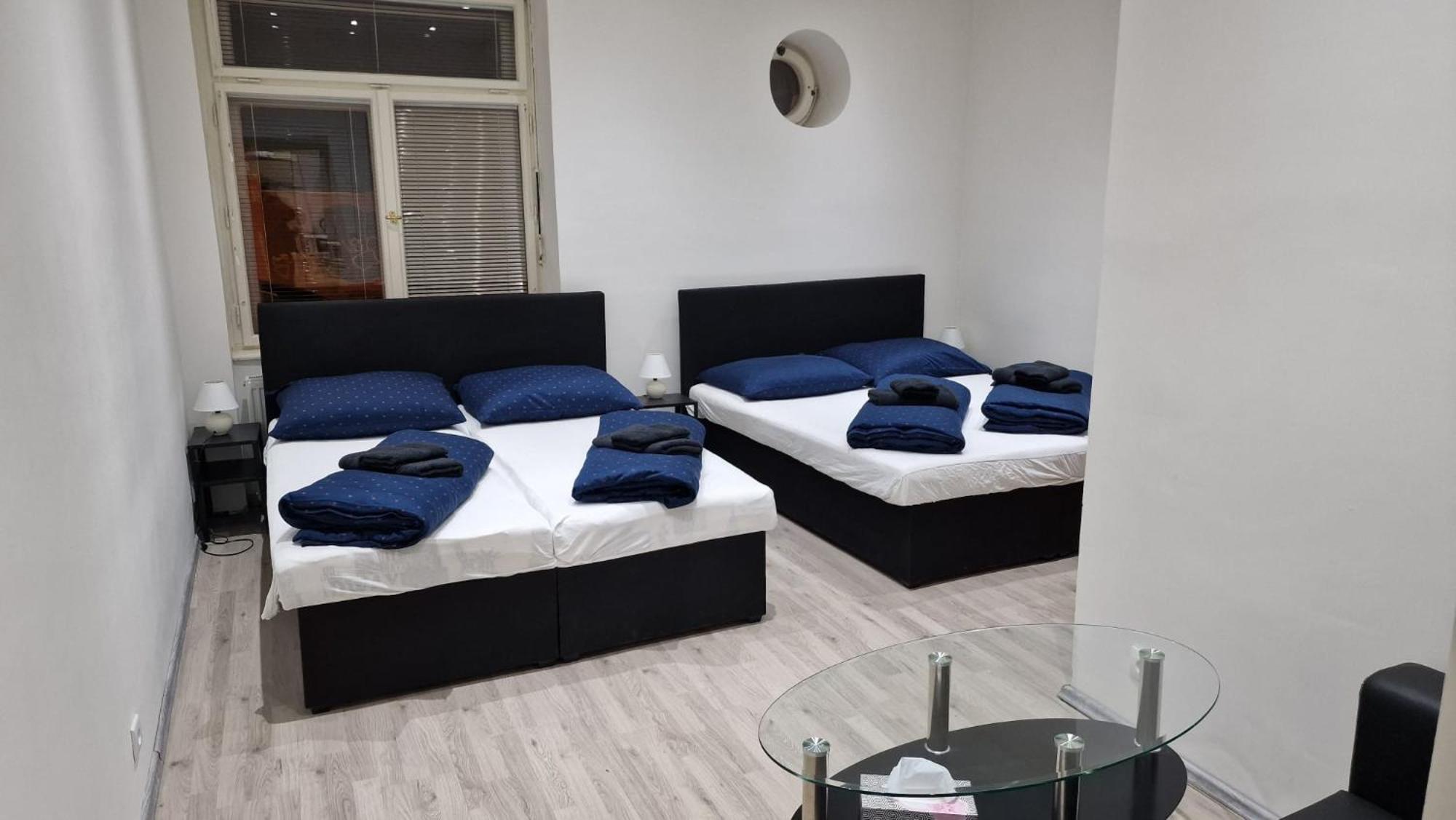 Apartment Flora - Late Check-Out At Noon 12 O Clock For Free Братислава Экстерьер фото