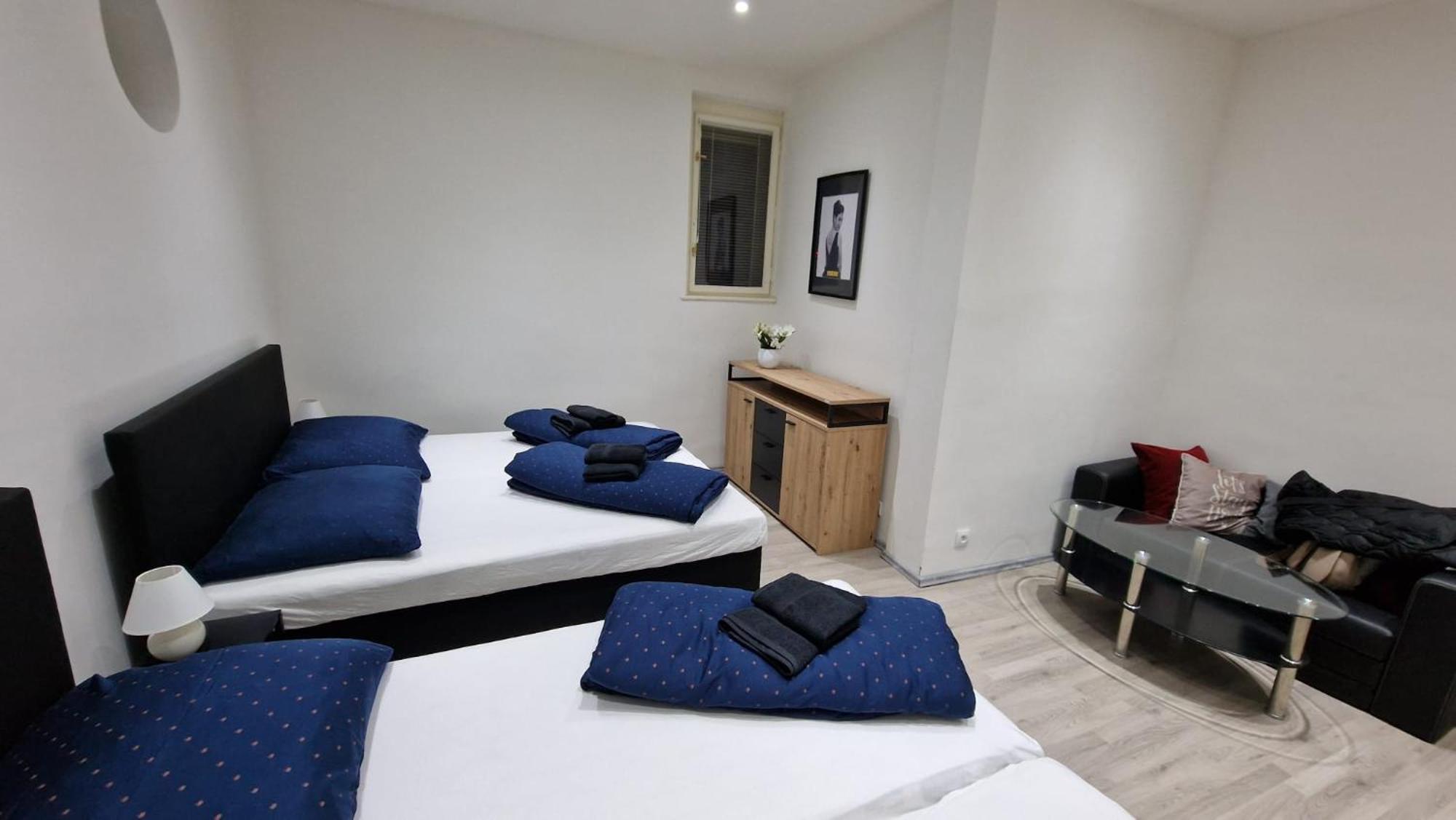 Apartment Flora - Late Check-Out At Noon 12 O Clock For Free Братислава Экстерьер фото